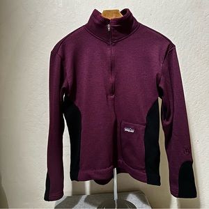Patagonia Women’s Pullover Size S Burgundy